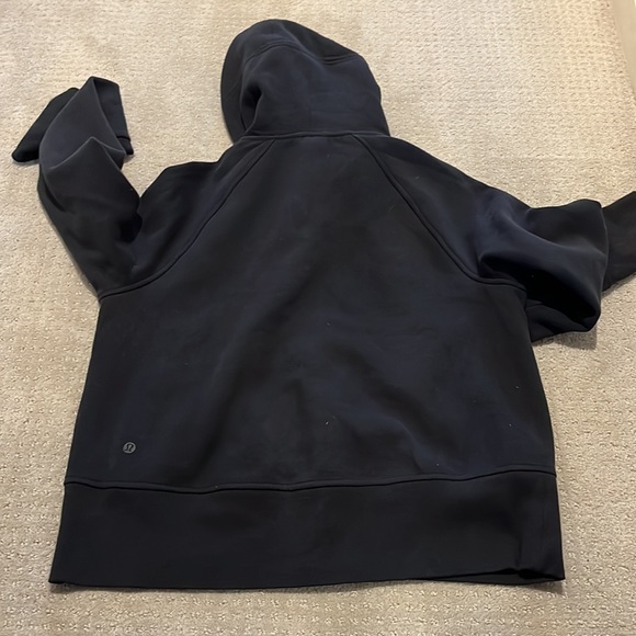 Black lululemon jacket - Picture 5 of 5